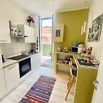 Апартаменты Center House 272 *