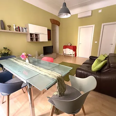 Апартаменты Center House 272 *